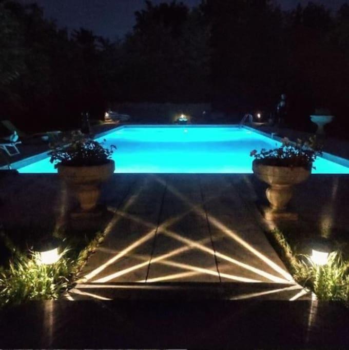 Domaine La Tuilerie Bed & Breakfast Guitres Exterior photo