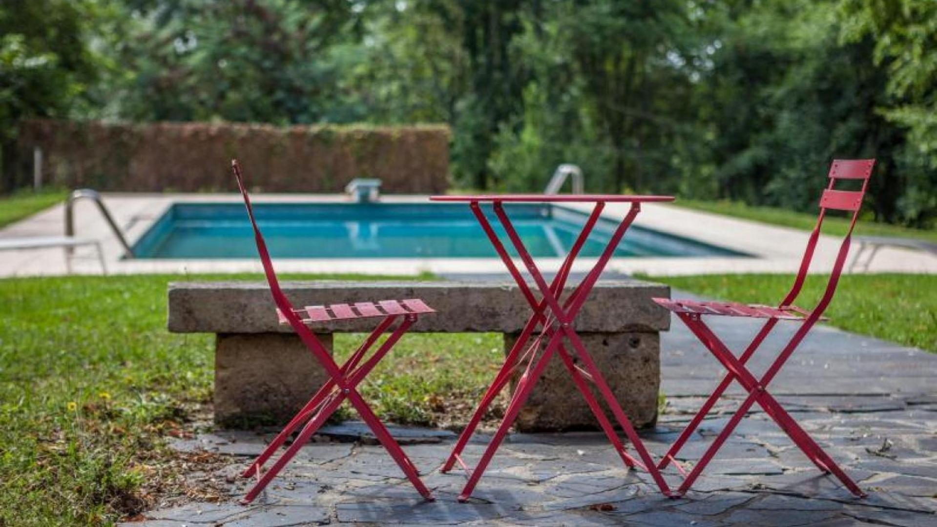 Domaine La Tuilerie Bed & Breakfast Guitres Exterior photo